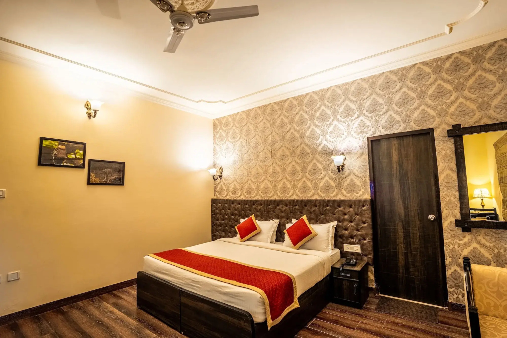 Glitz Ranthambore Safari Resort