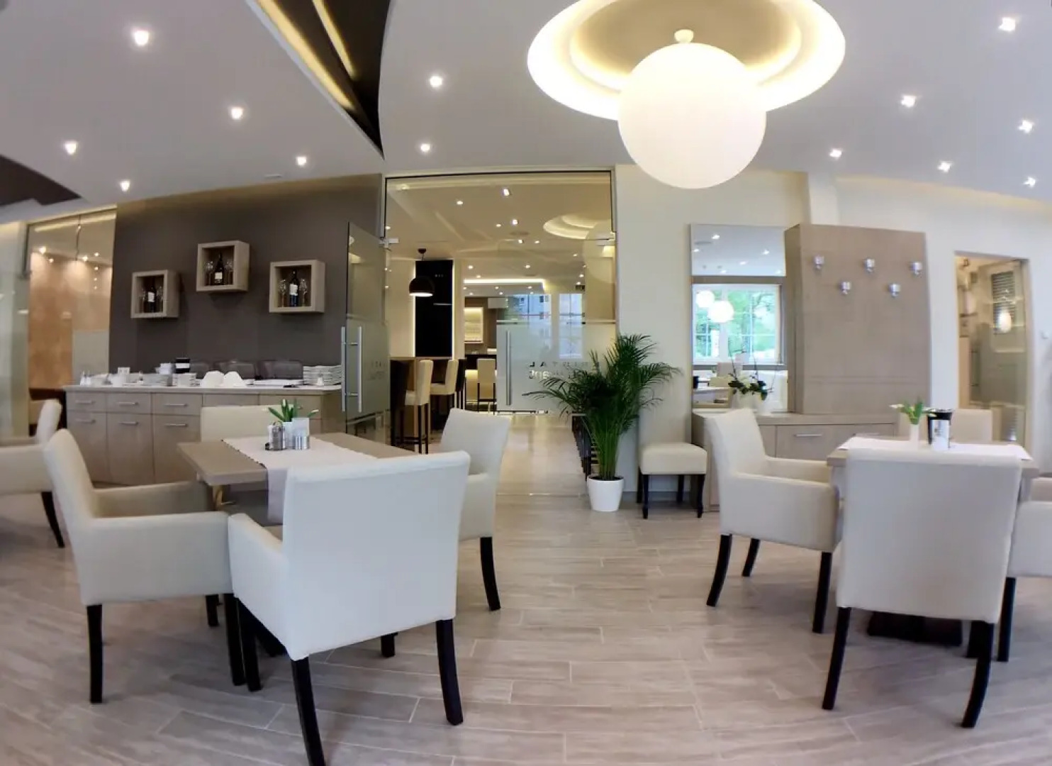 Kristallhotel Fettehenne