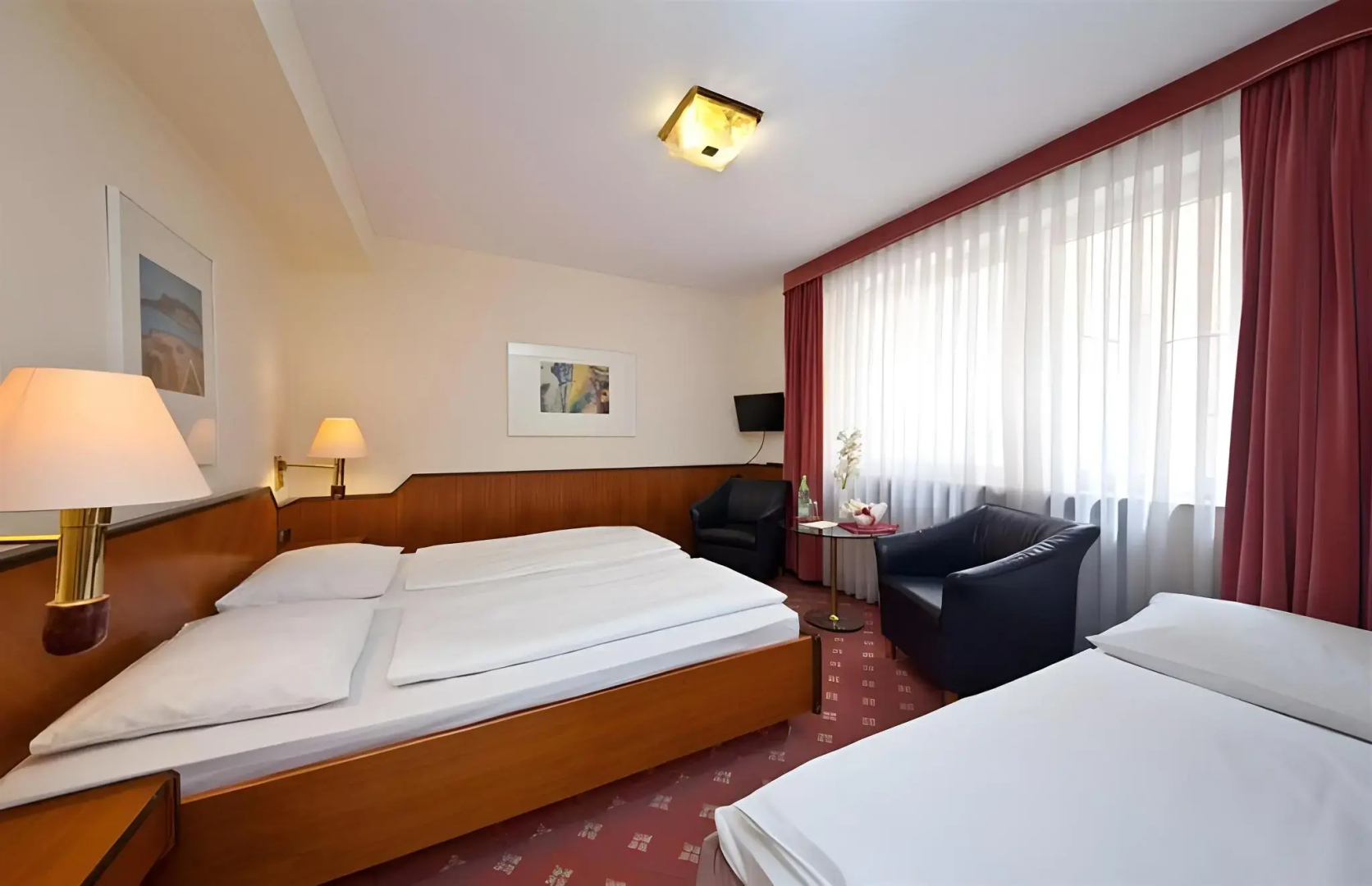 PLAZA INN Rieker Stuttgart Hauptbahnhof