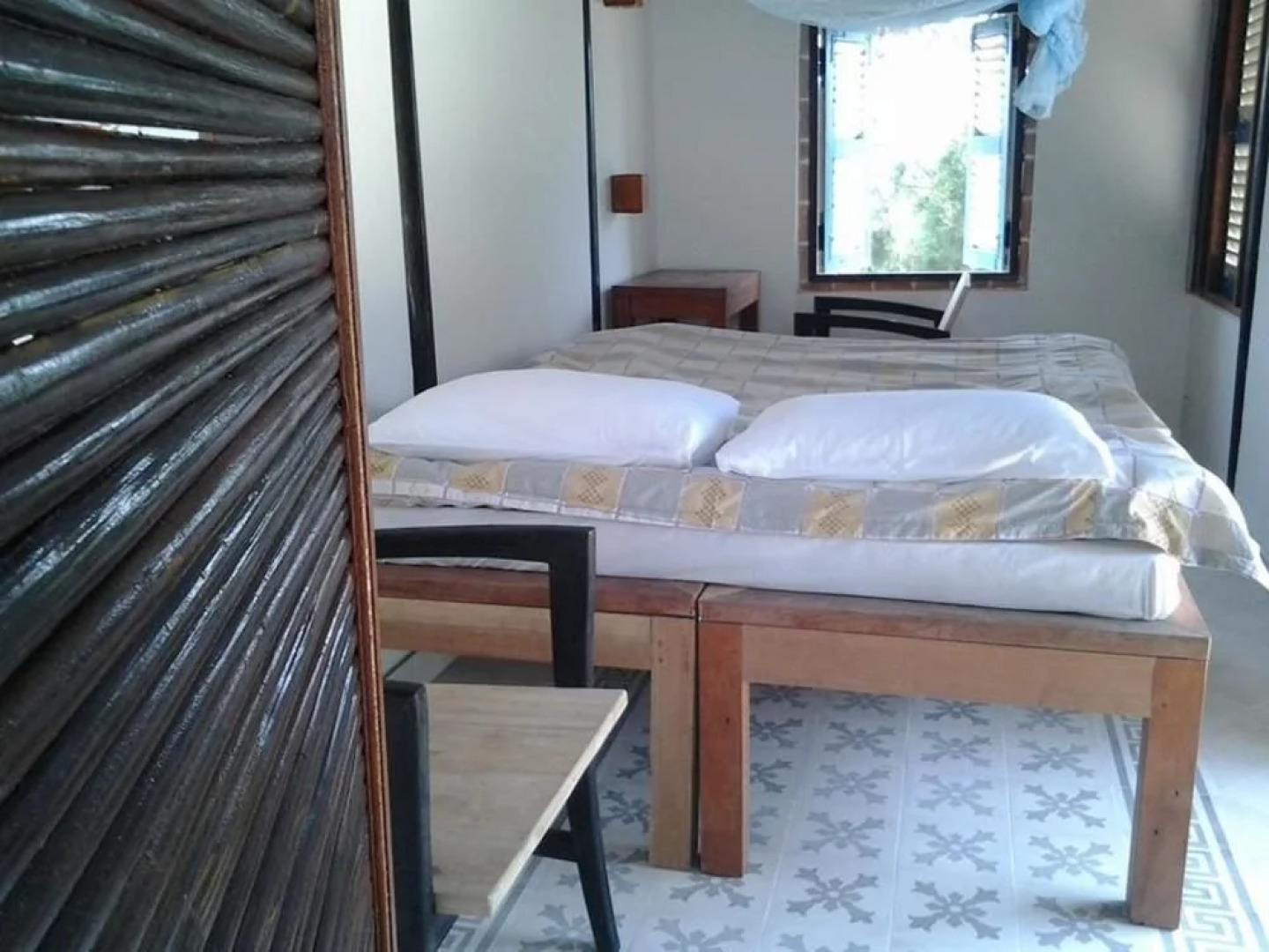 Beach Bar Hue Hostel