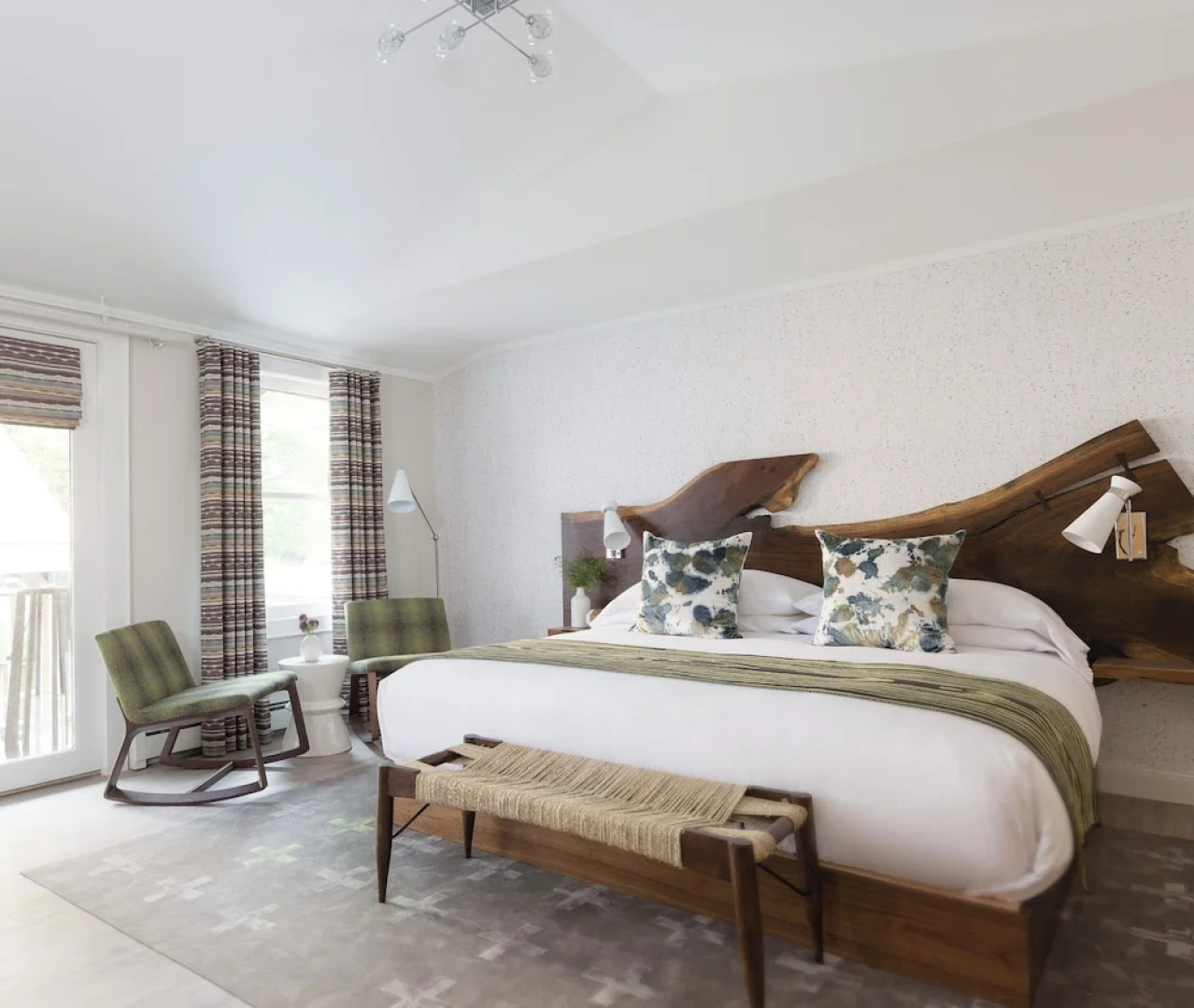 Ye Olde England Inne