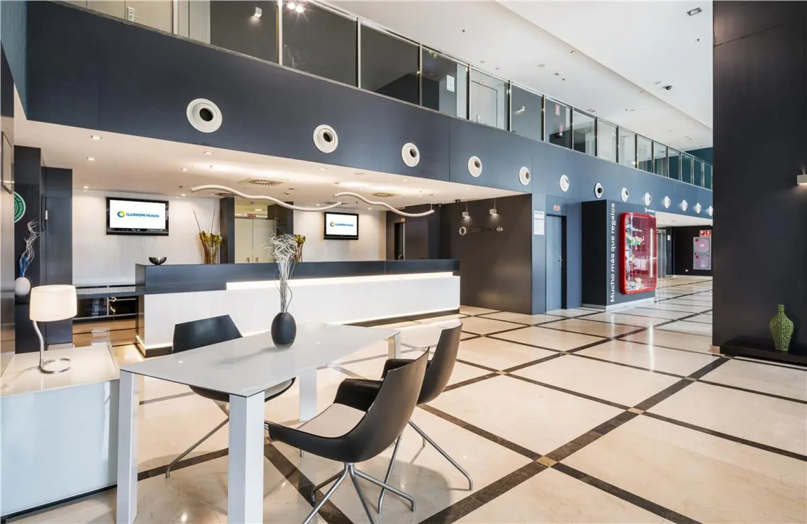 Hotel Ilunion Aqua 4