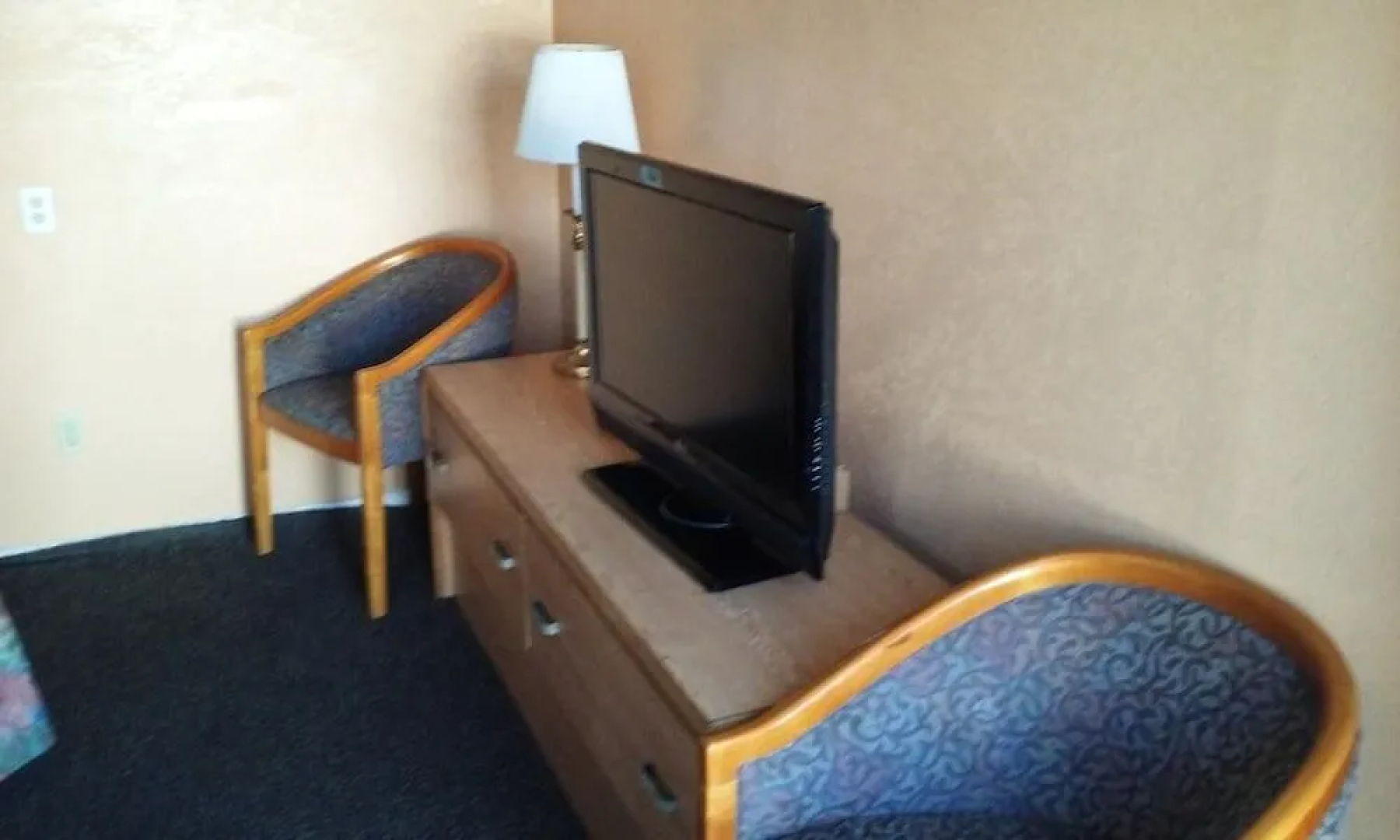 Riverside Motel