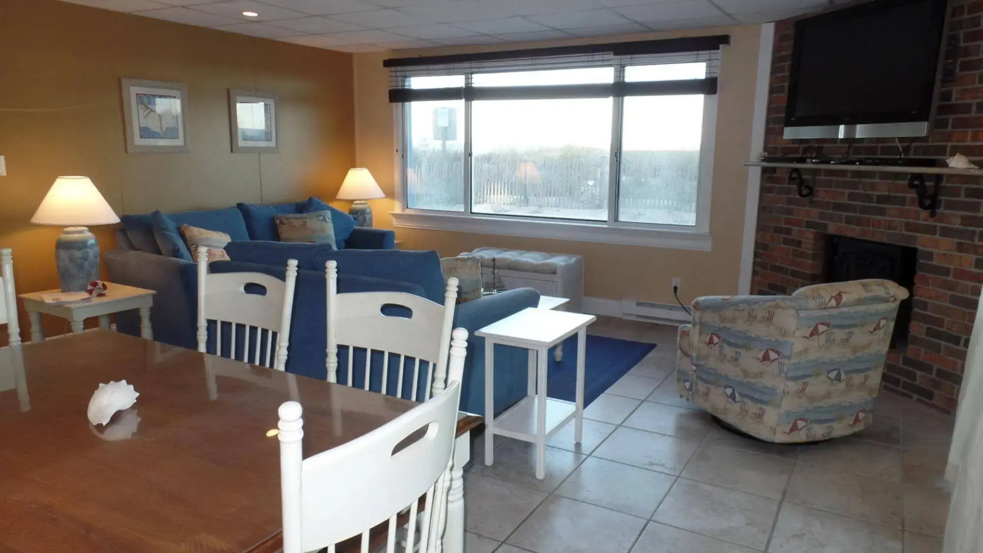 Windjammer Condominiums