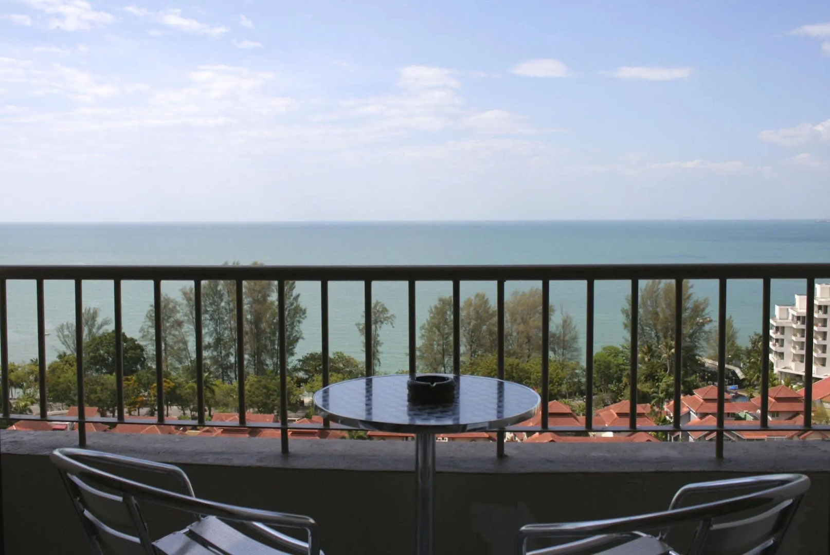 Home Suites - Batu Feringghi