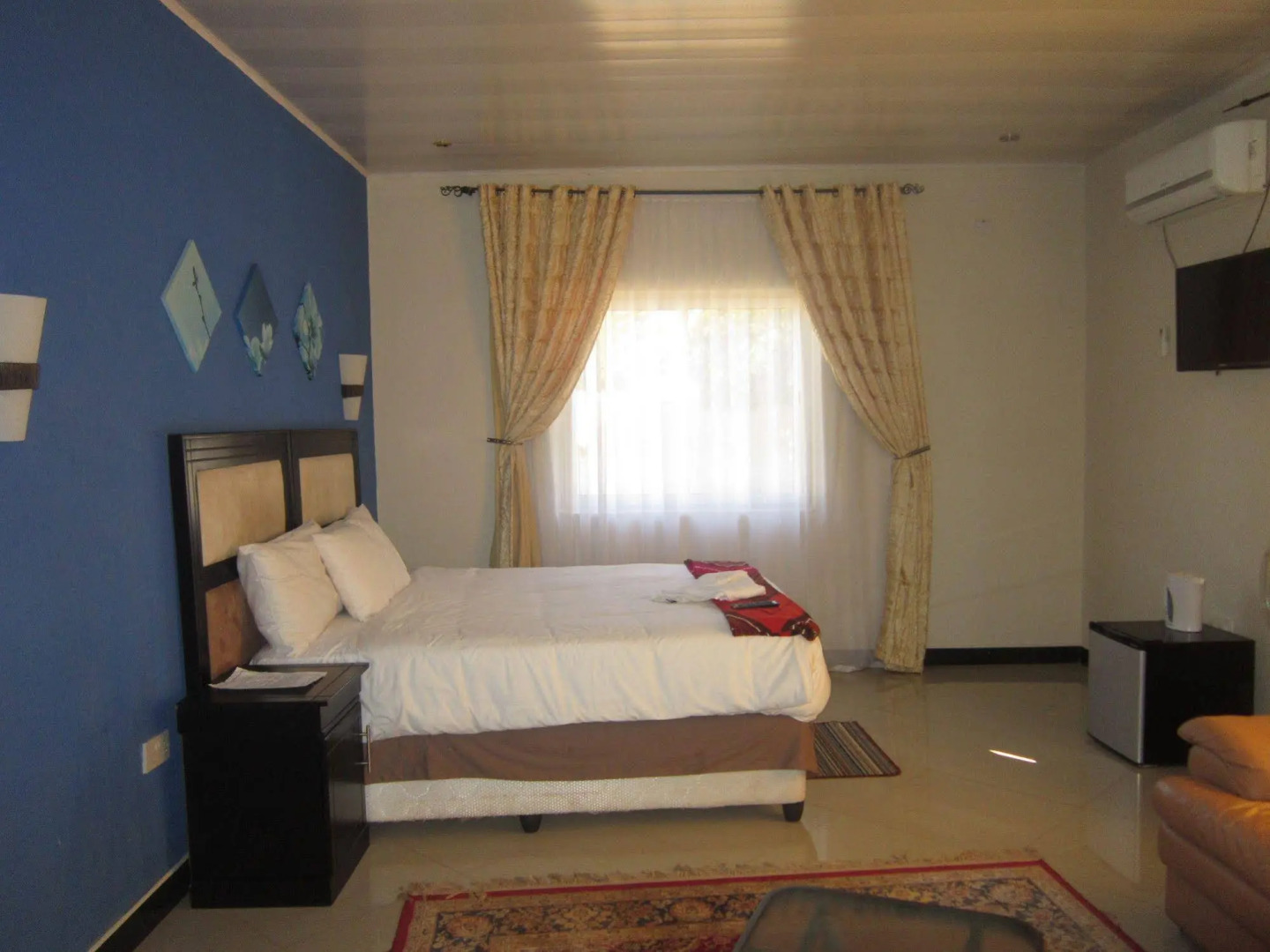 Royal Olympia Lodges and Safaris