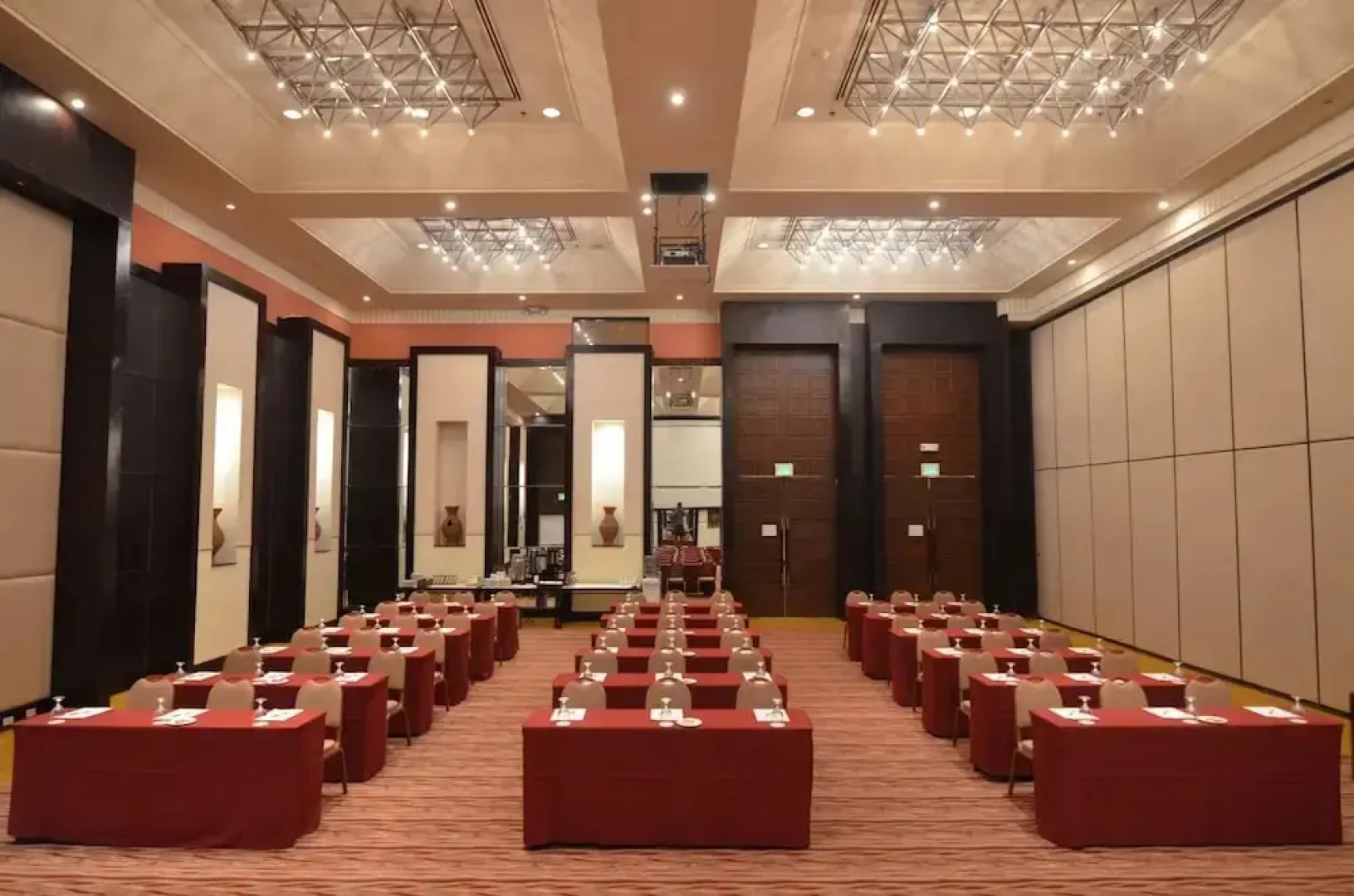 Holiday Inn Clark Field