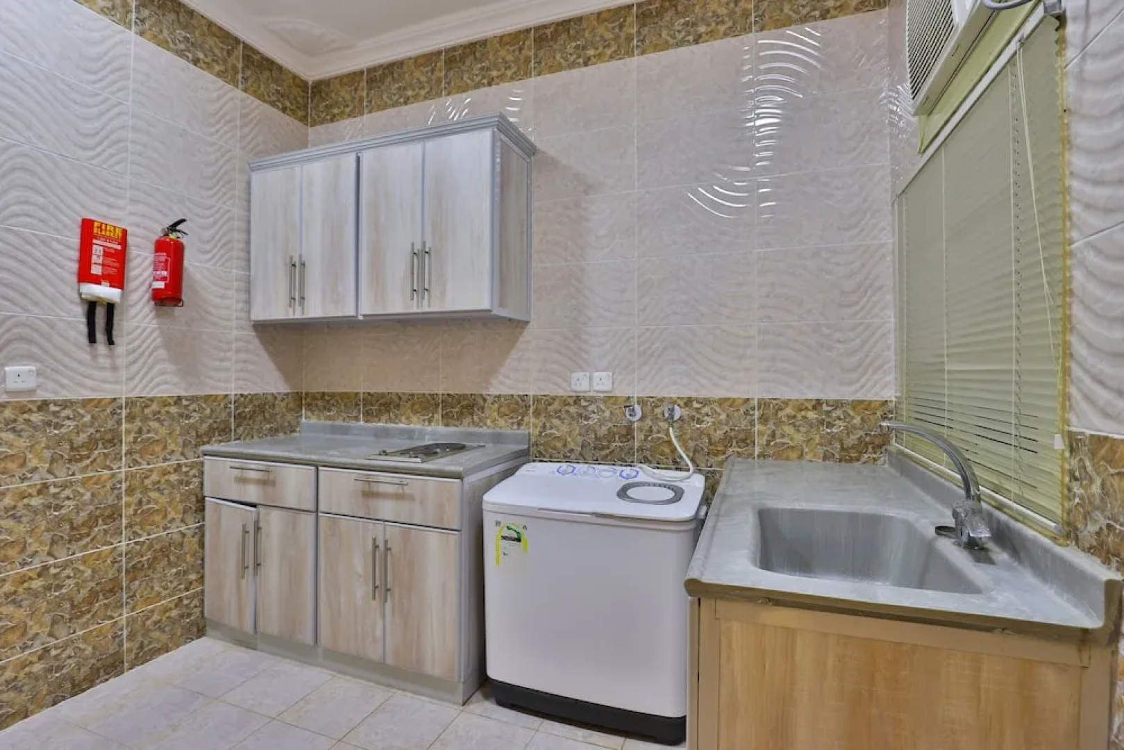 OYO 311 Dorrat Tarff Hotel