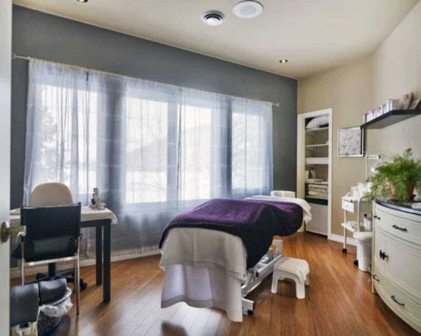 GEOHoliday Heights @ Lac Morency, St. Hippolyte, Canada