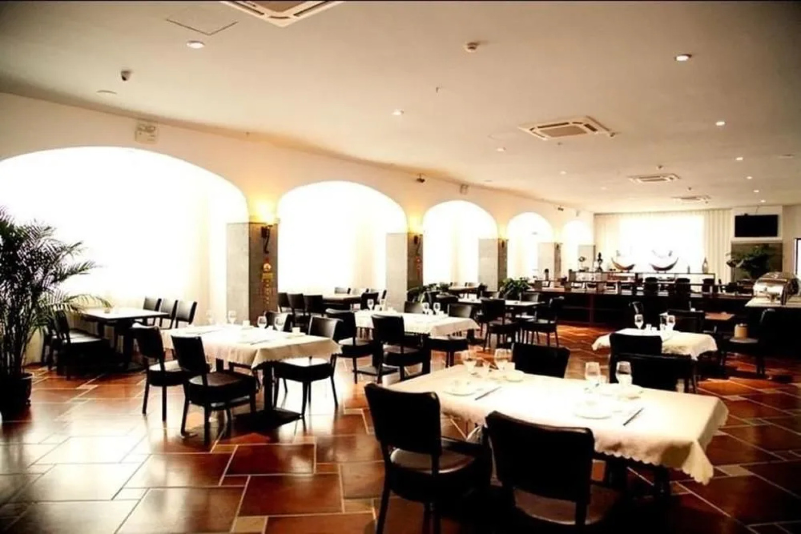 Lingshui Shenzhou Holiday Hotel