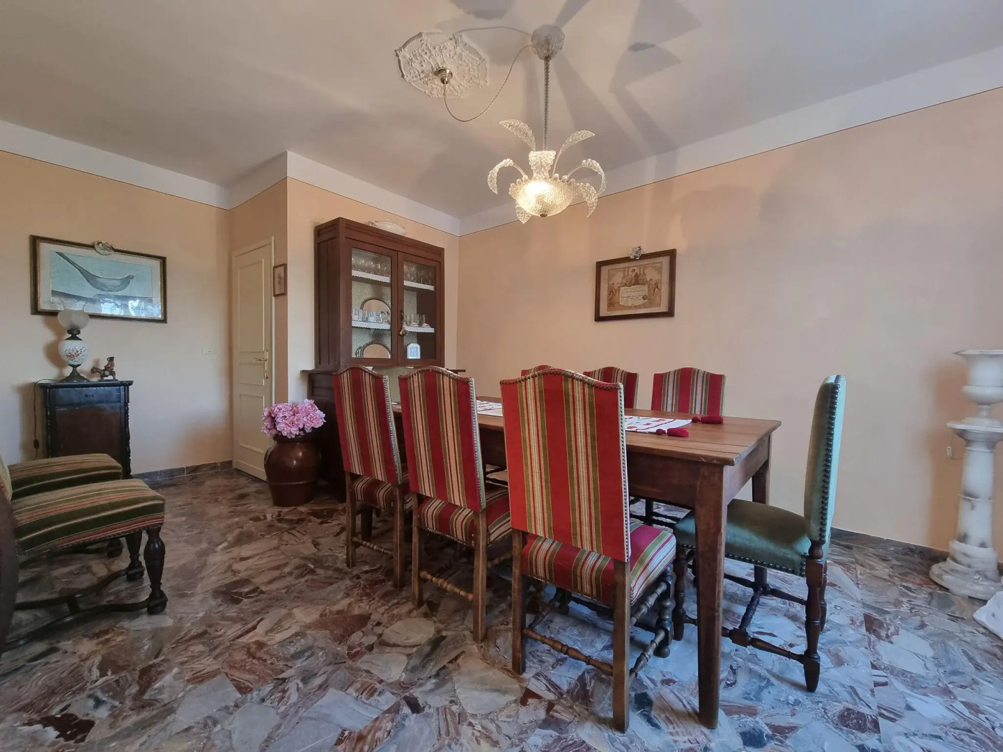 Splendid independent villa surrounded by nature