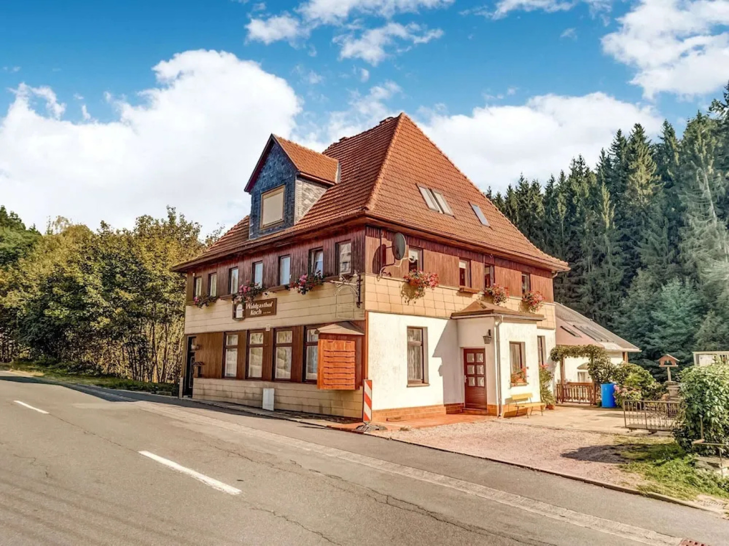 Rustic Black Forest Getaway