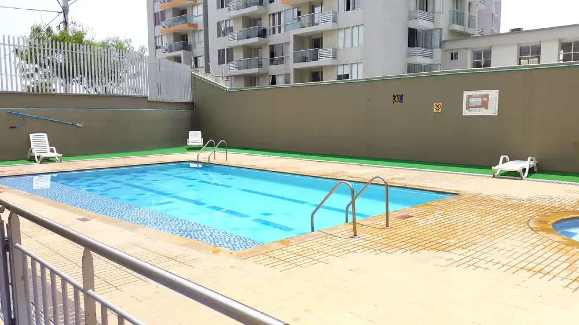 Apartamentos Comfort - BAQ23A