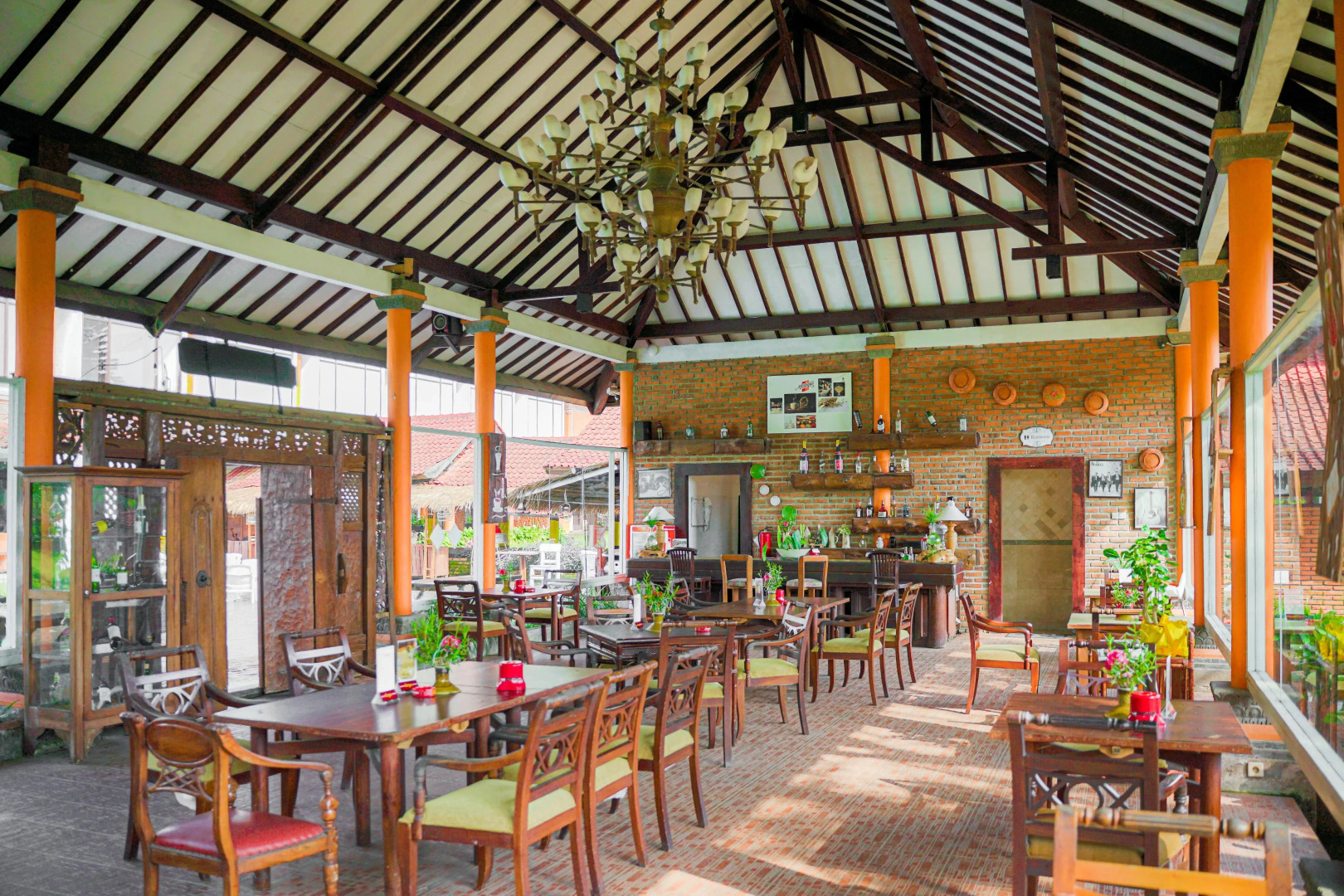 Royal Hotel and Villa Trawas