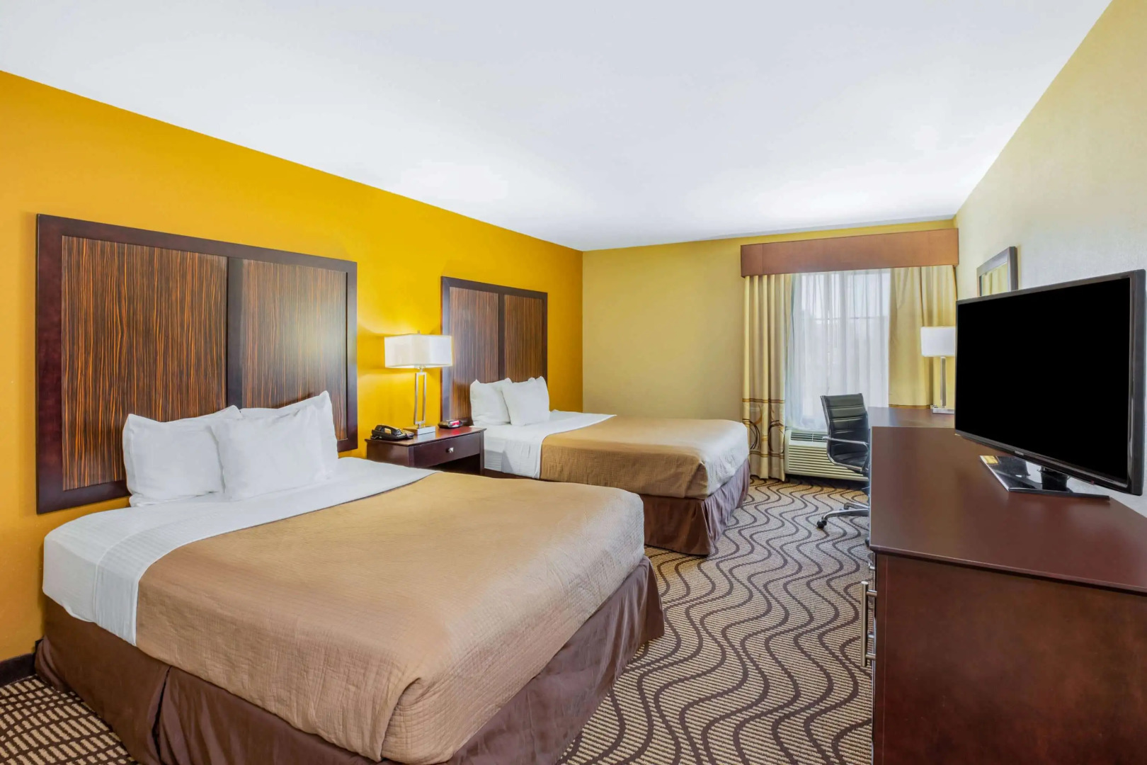 La Quinta Inn & Suites by Wyndham Floresville