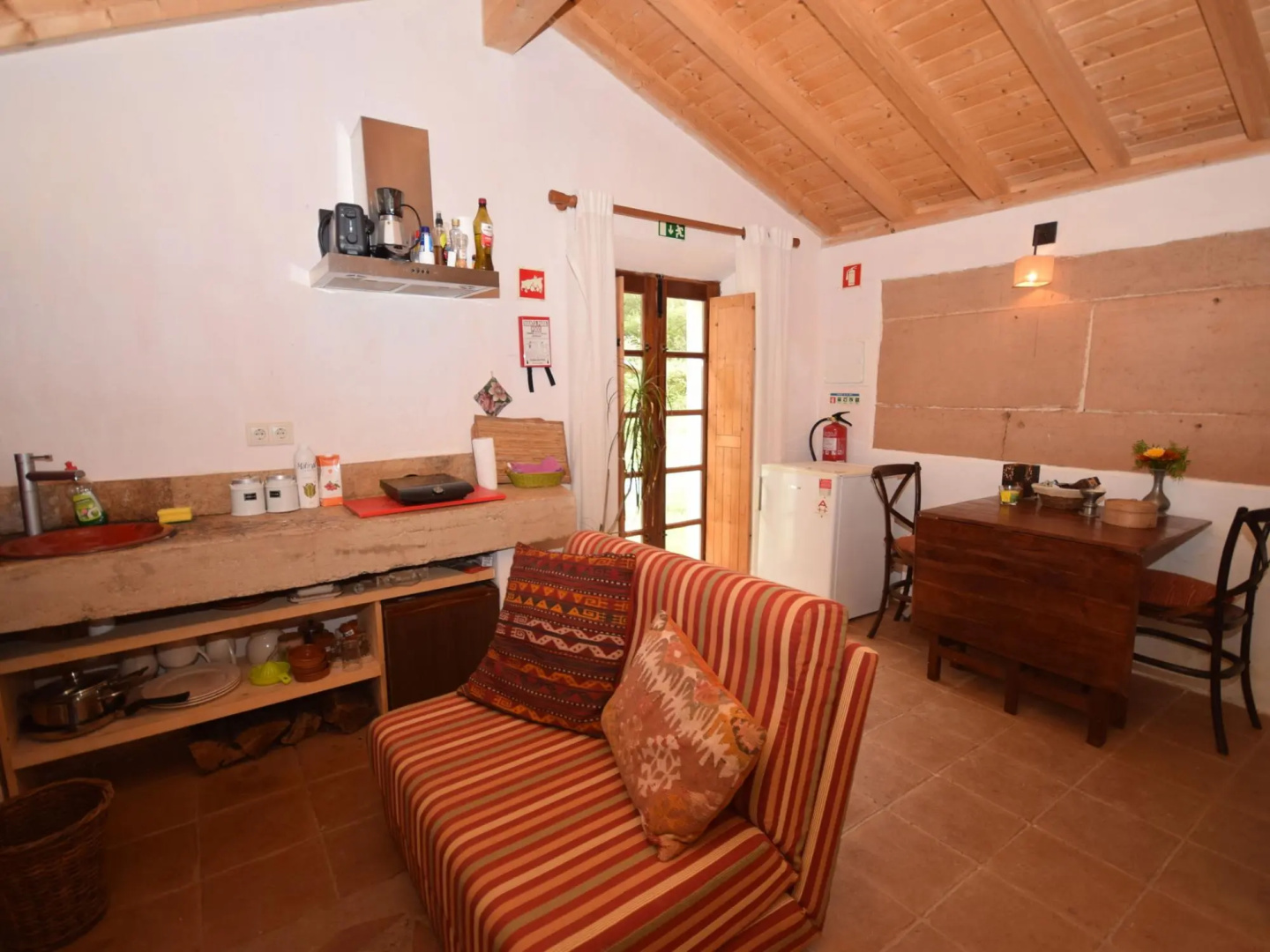Cottage in Sdo Lums With Barbecue