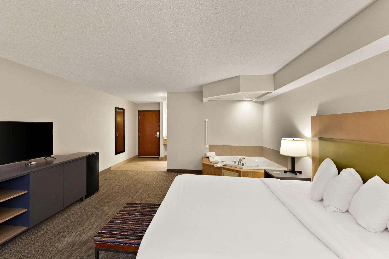 Country Inn & Suites by Radisson, Jonesborough-Johnson City West, TN