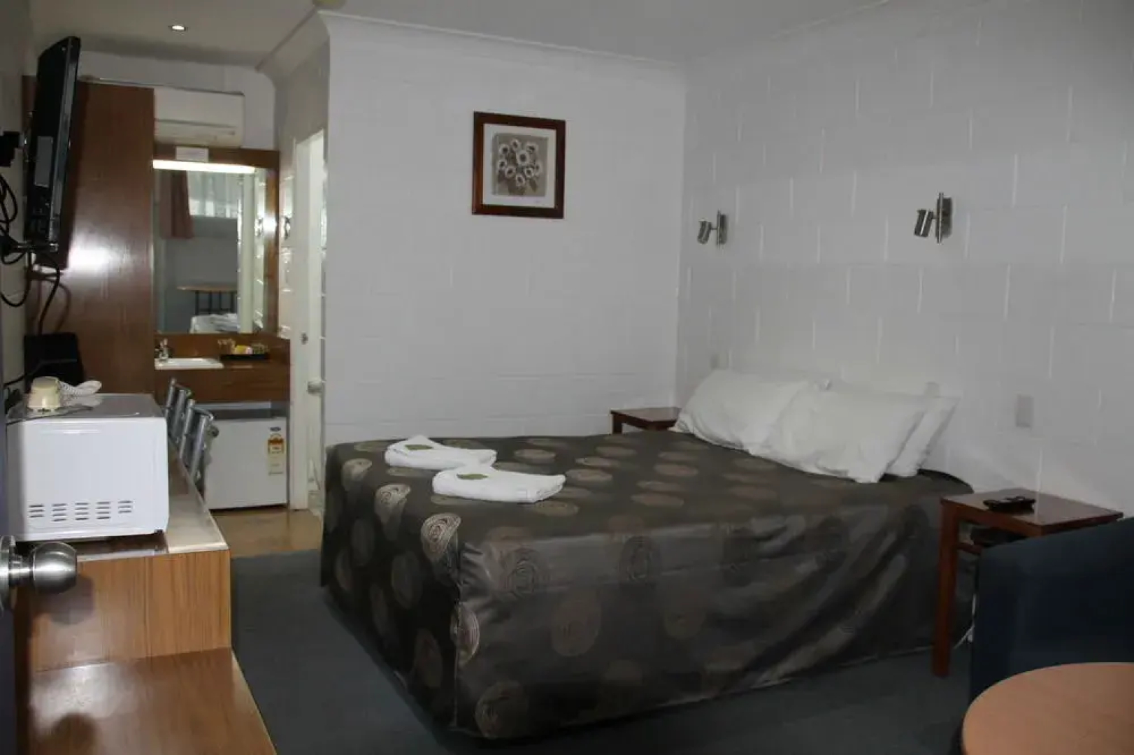 Byer Fountain Motor Inn, Holbrook