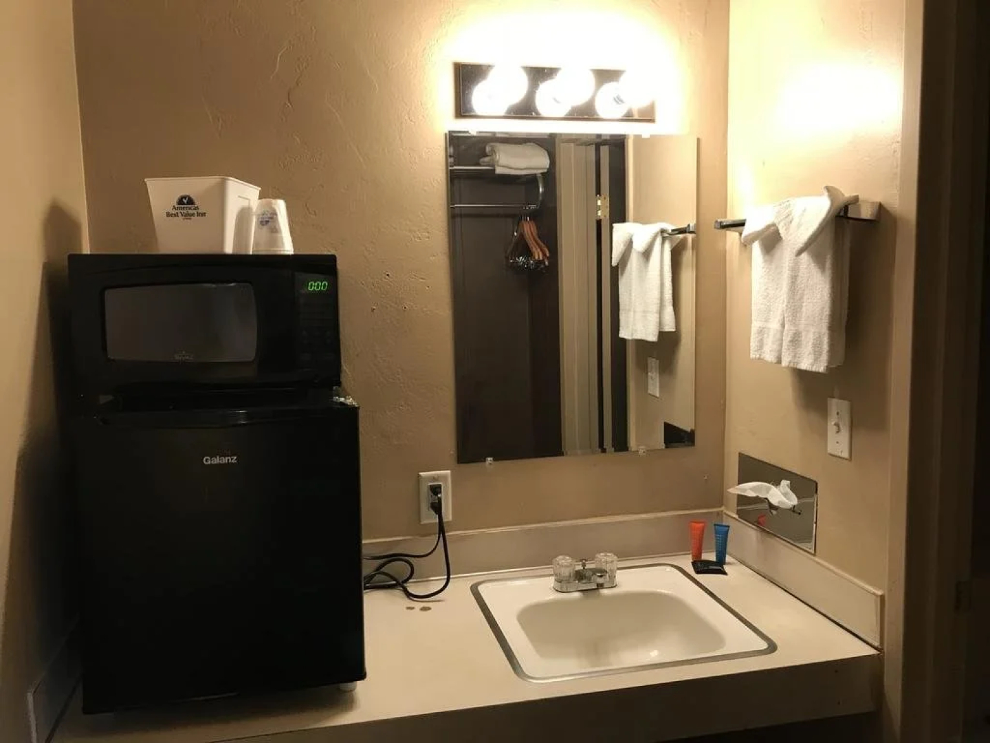 OYO Hotel Medford North OR