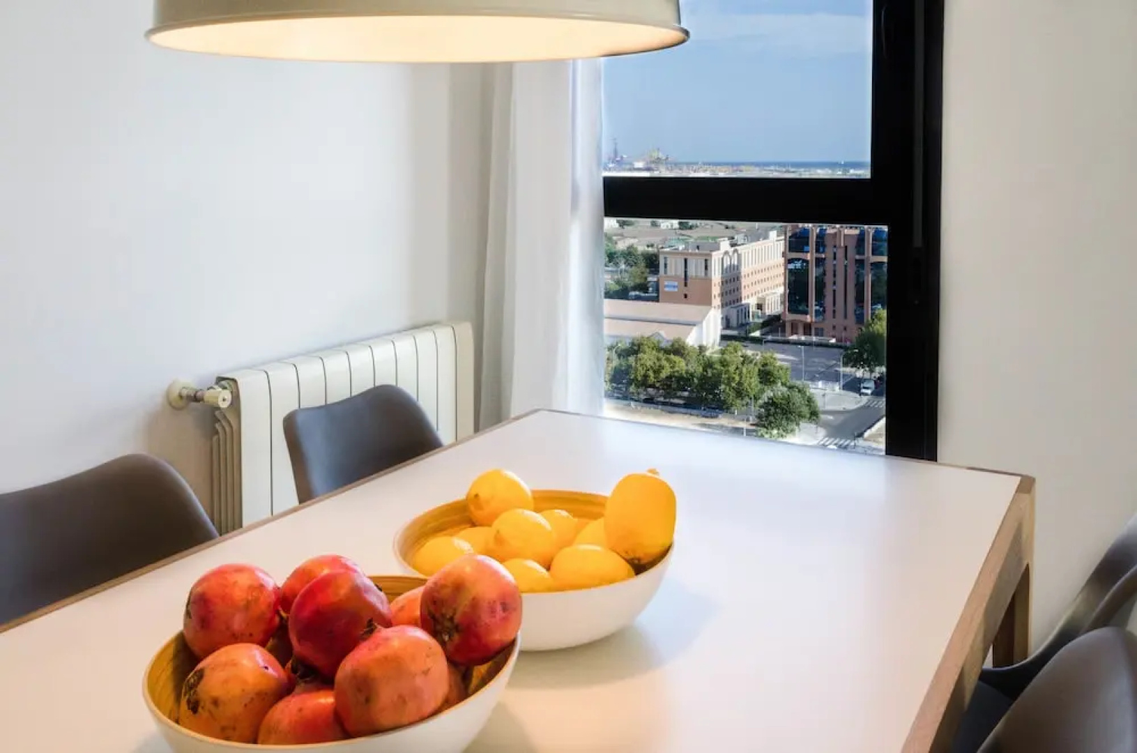 ApartUP Levante Skyline