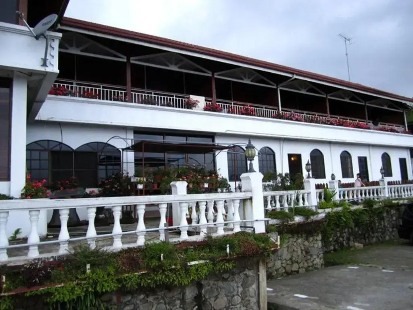 Strawberry Garden Hotel