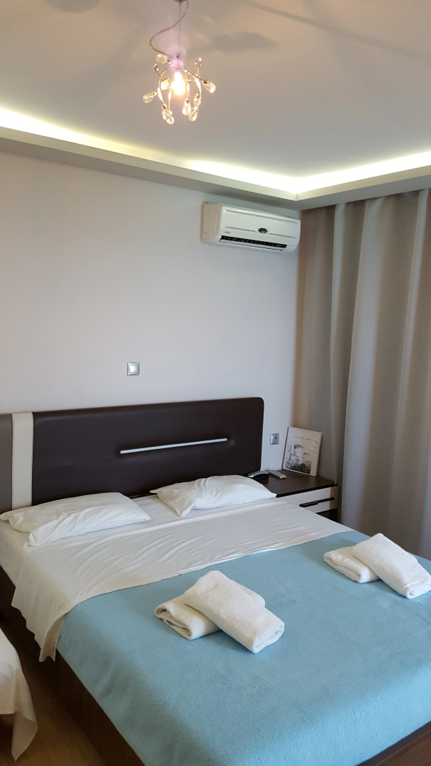 Parthenon Hotel