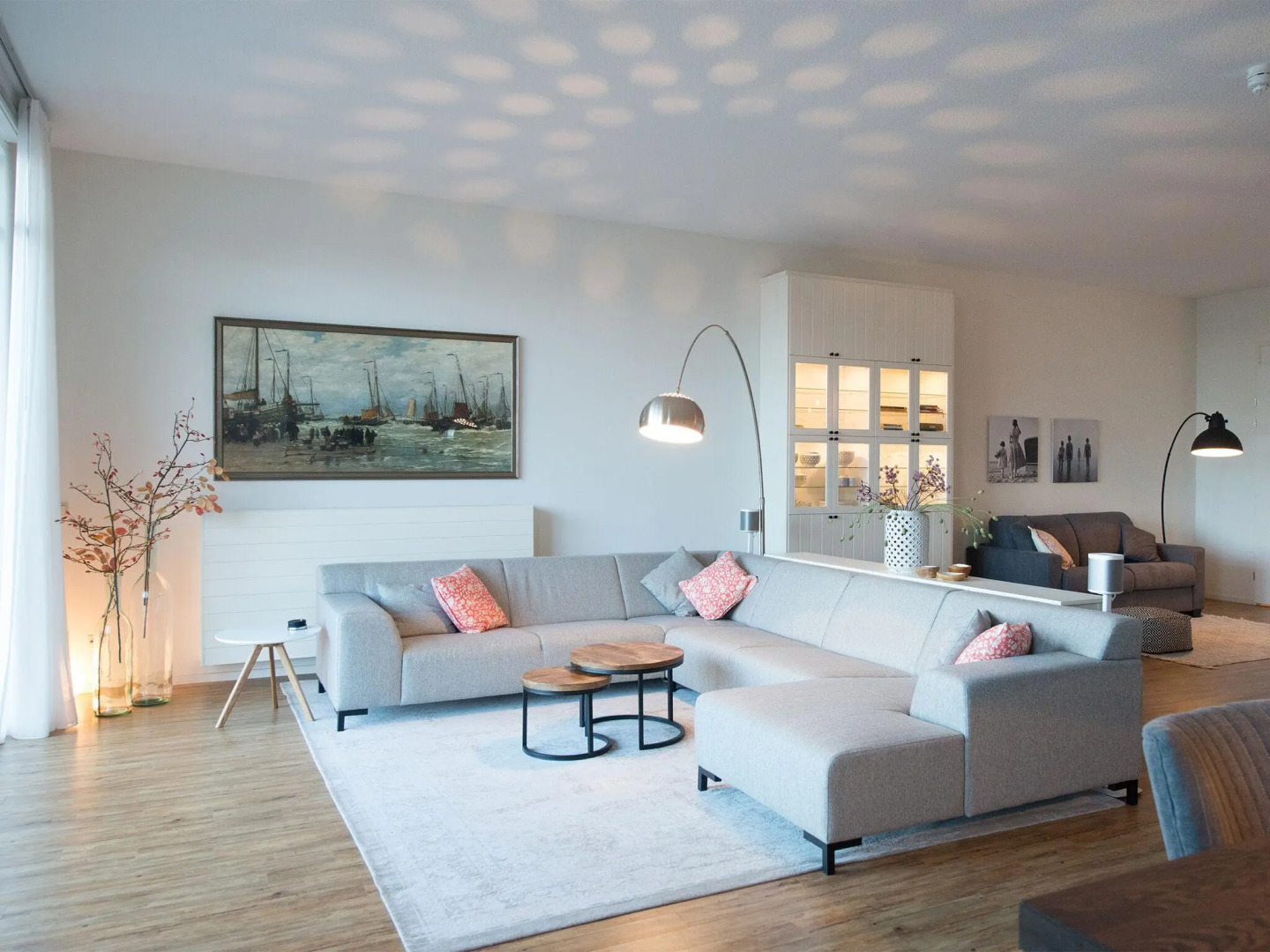 Appealing Apartment in Den Haag With Balcony