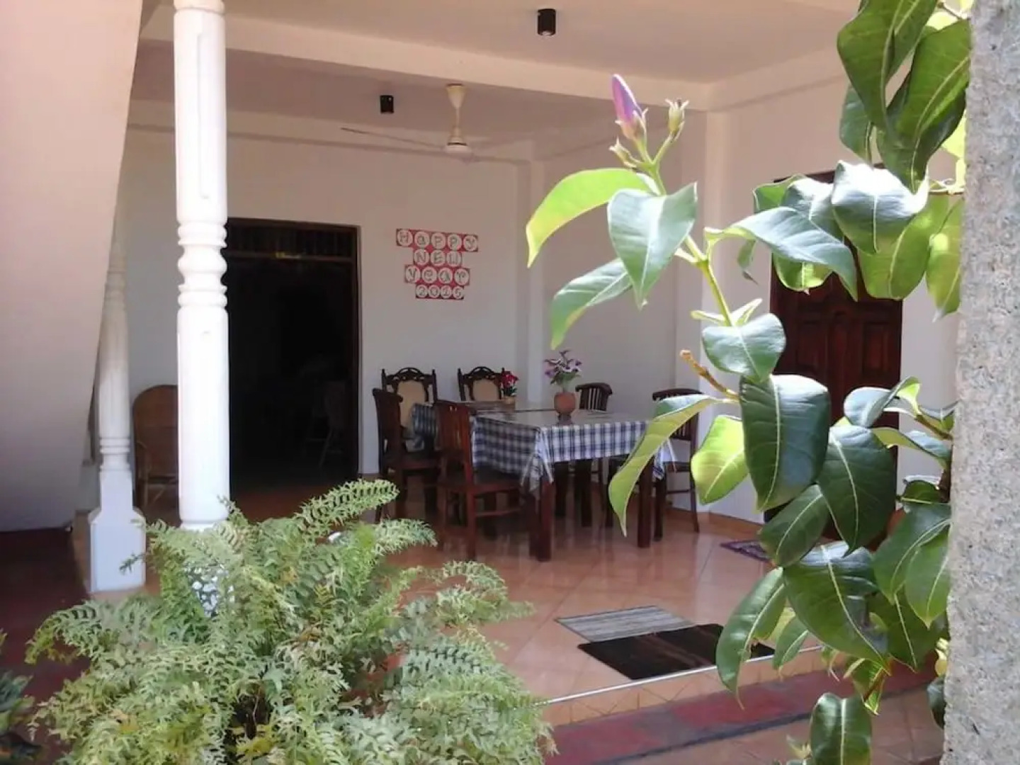 Yoho Sadewa Holiday Inn