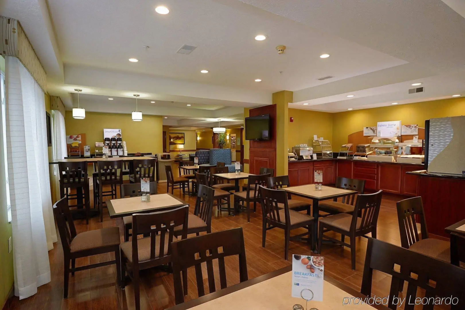 Holiday Inn Express Hotel & Suites Cadillac by IHG
