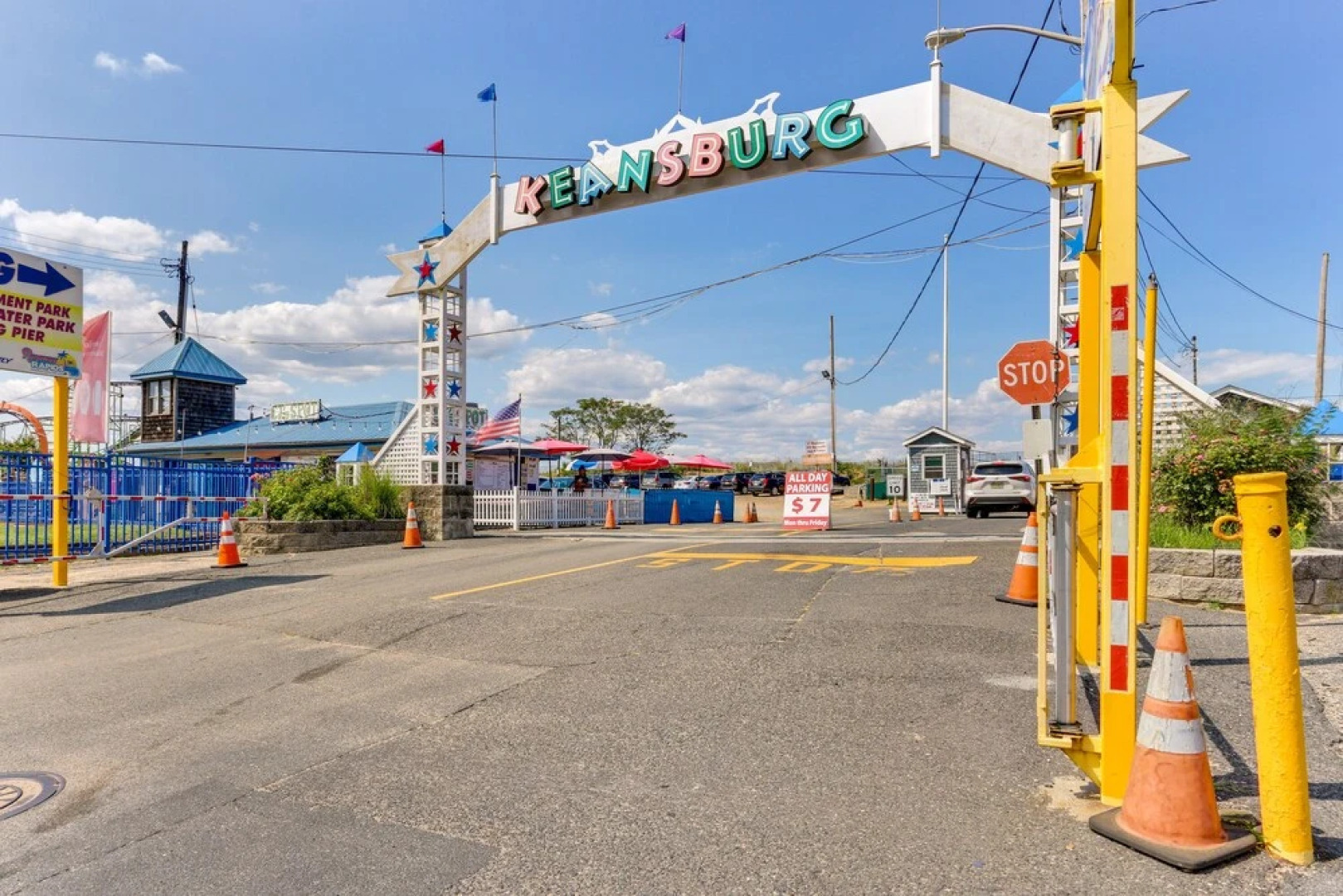 Keansburg Home w/ Private Hot Tub!