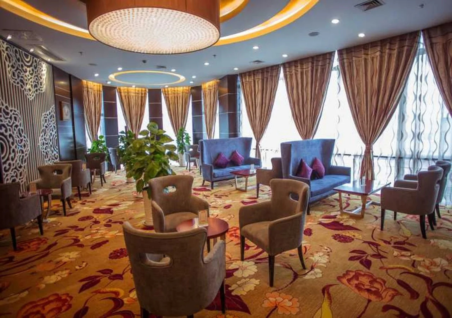 Universal House Hotel