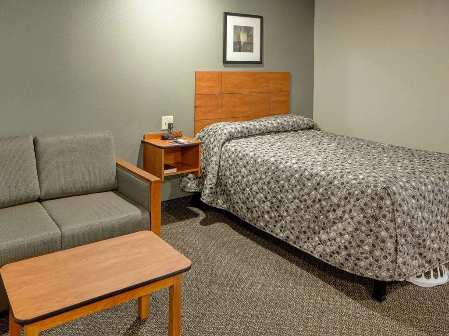 WoodSpring Suites St Louis St Charles