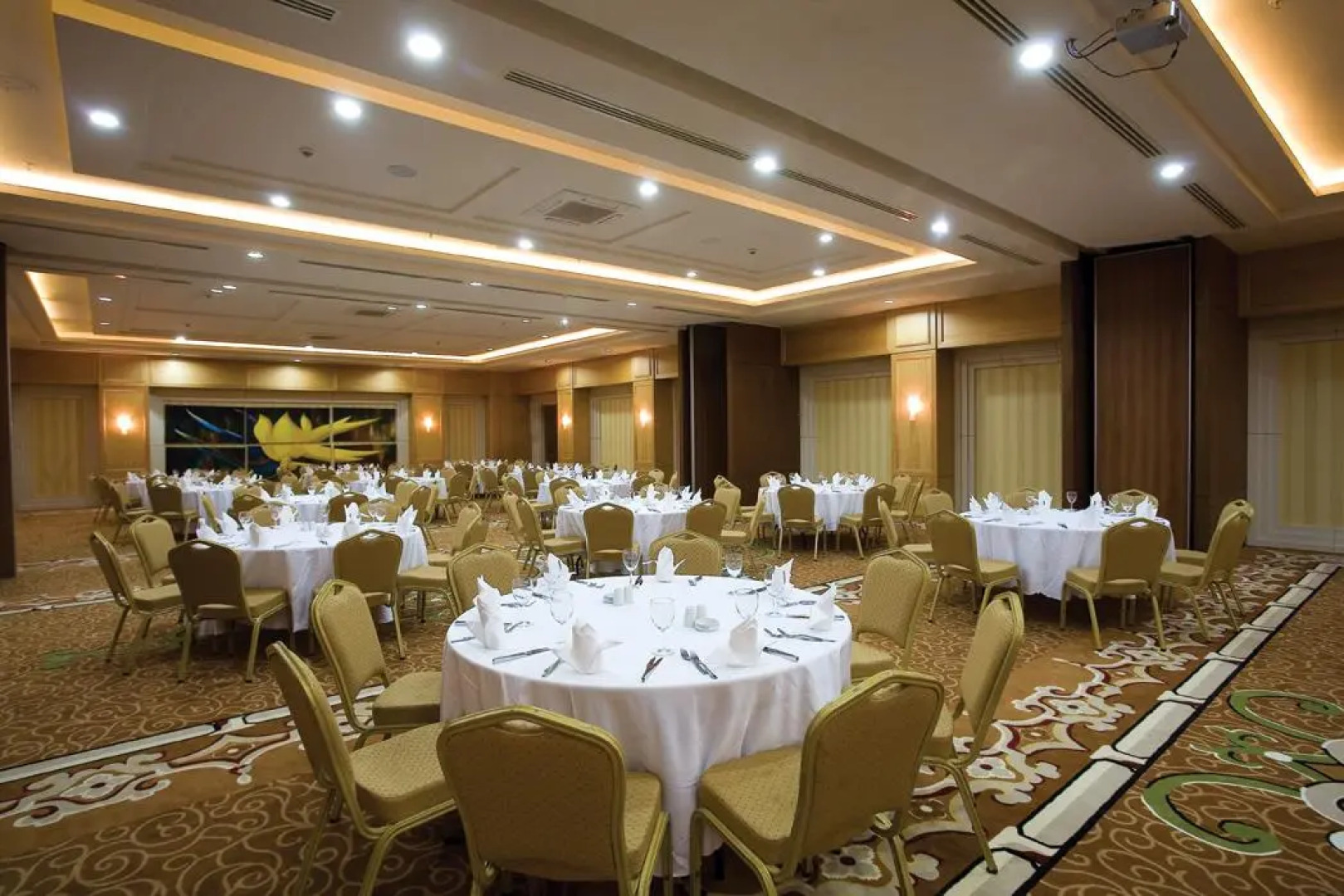 Crystal De Luxe Comfort Collection