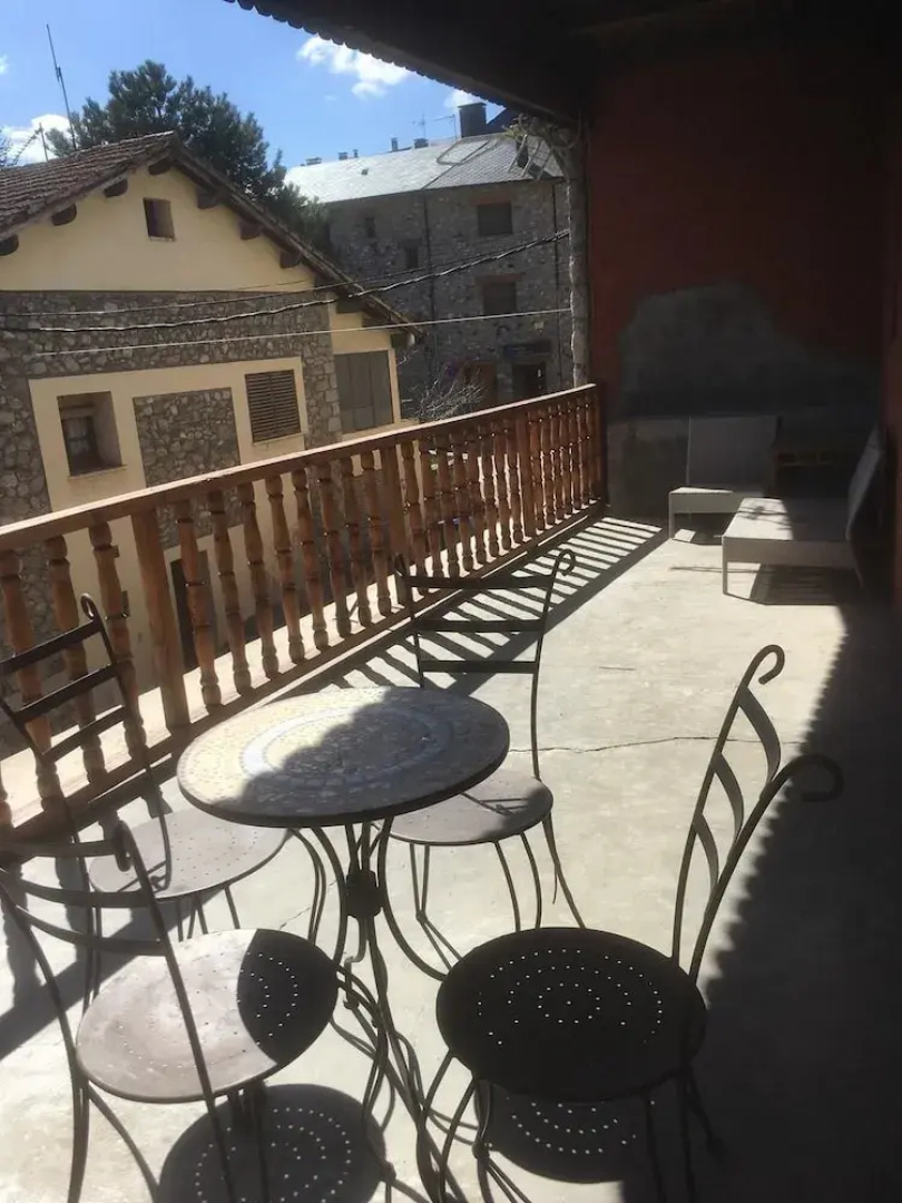 Apartment With 4 Bedrooms in Bellver de Cerdanya, With Wonderful Mountain View, Furnished Terrace and Wifi - 20 km From the Slopes