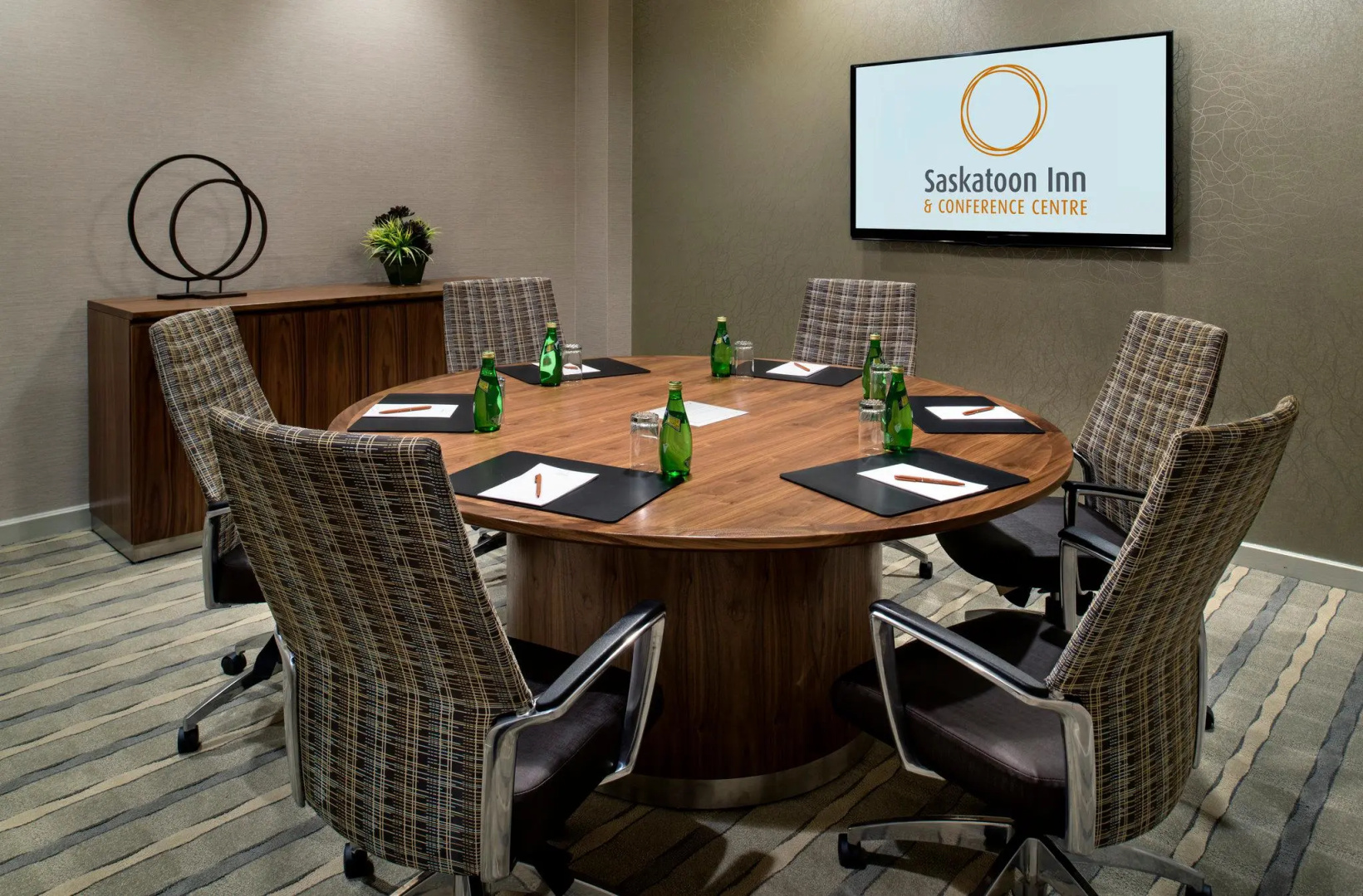 Saskatoon Inn