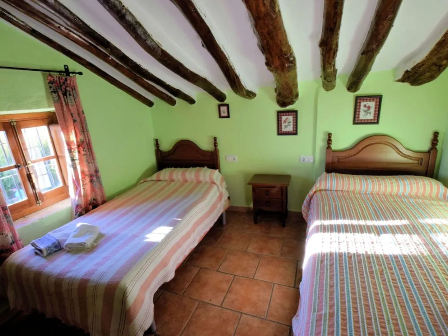 Comfortable Cottage in Periana With Swimming Pool