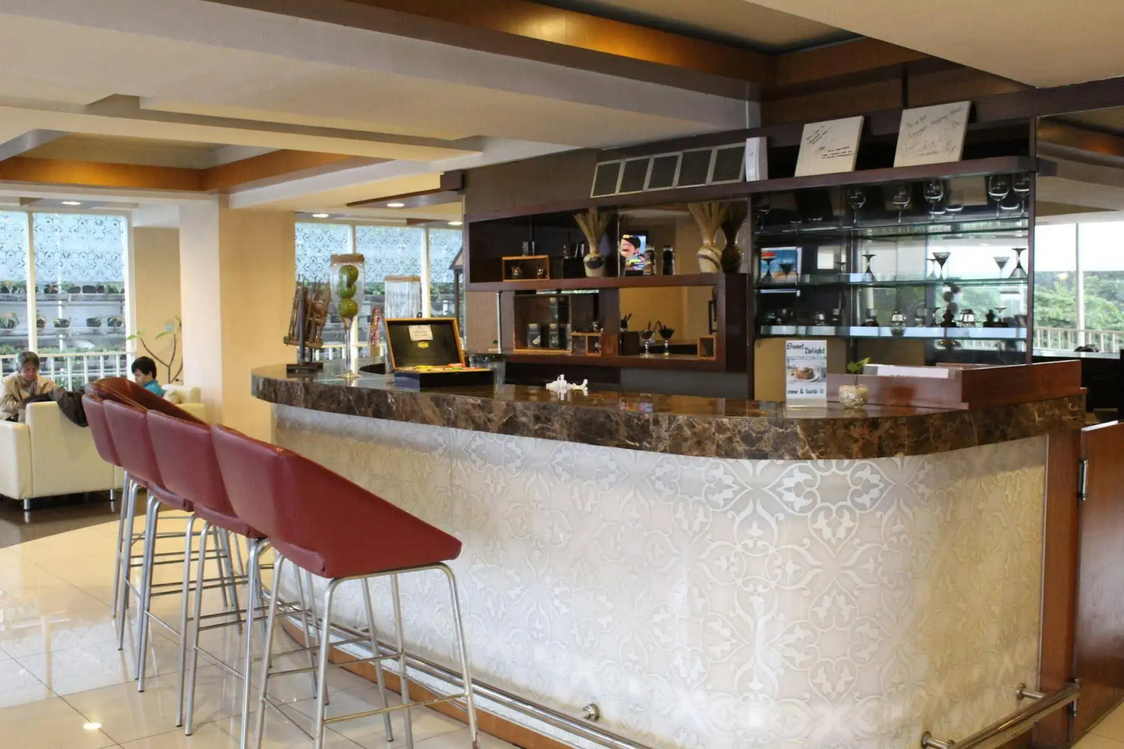 Anggrek Shopping Hotel