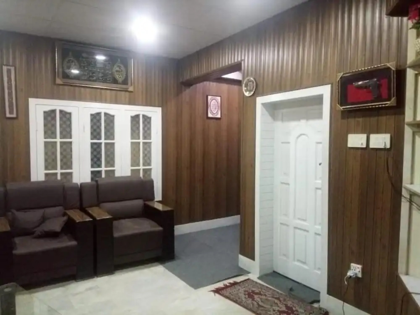 Four Seasons Family Guest House