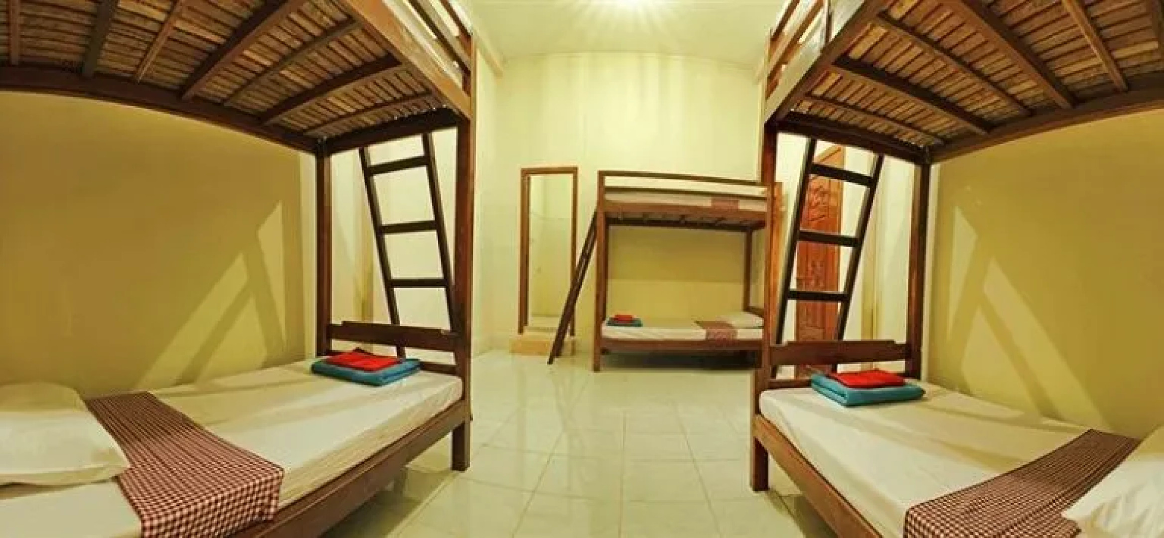 Senses Suites Hostel