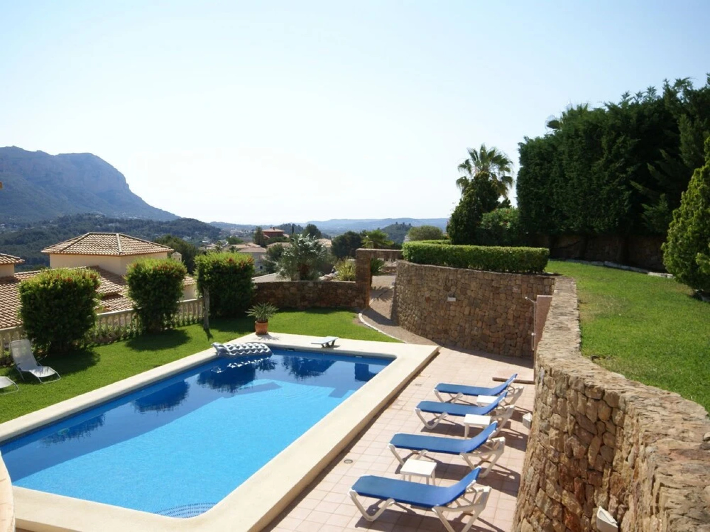 Villa with private swimming pool fantastic views of the golf complex of Denia