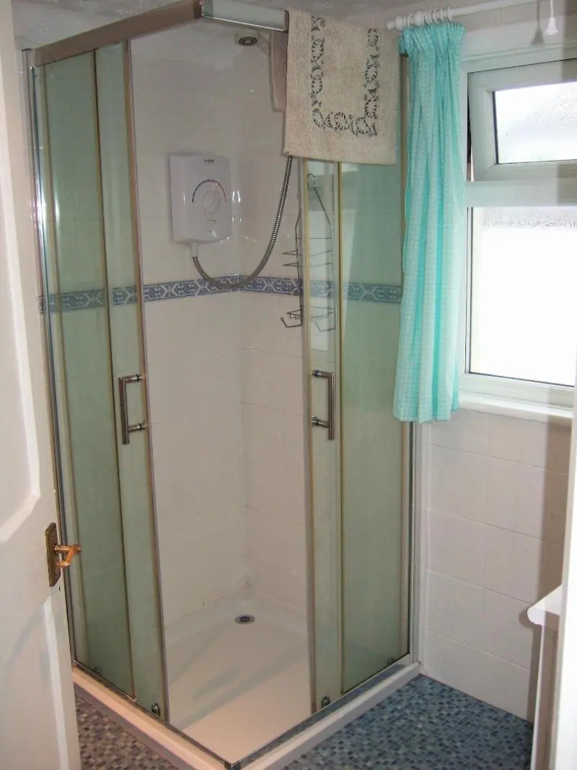 Links Side Guest House