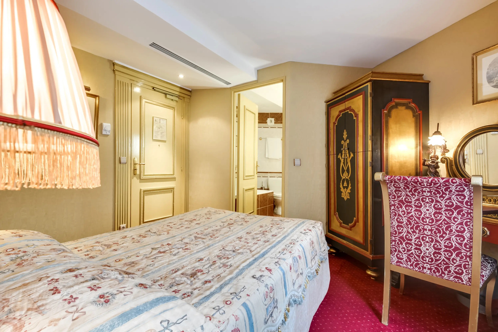 Le Monsieur by Sweett