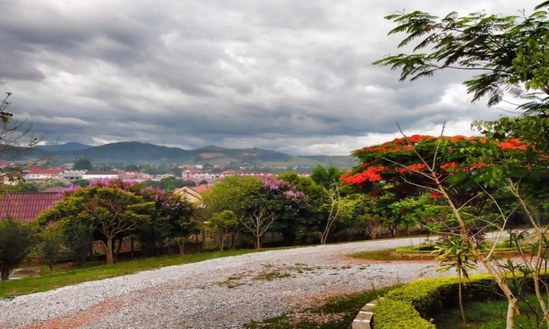 Vansana Plain of Jars Hotel