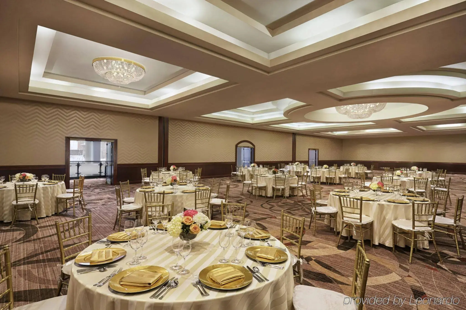 Sheraton Suites Calgary Eau Claire