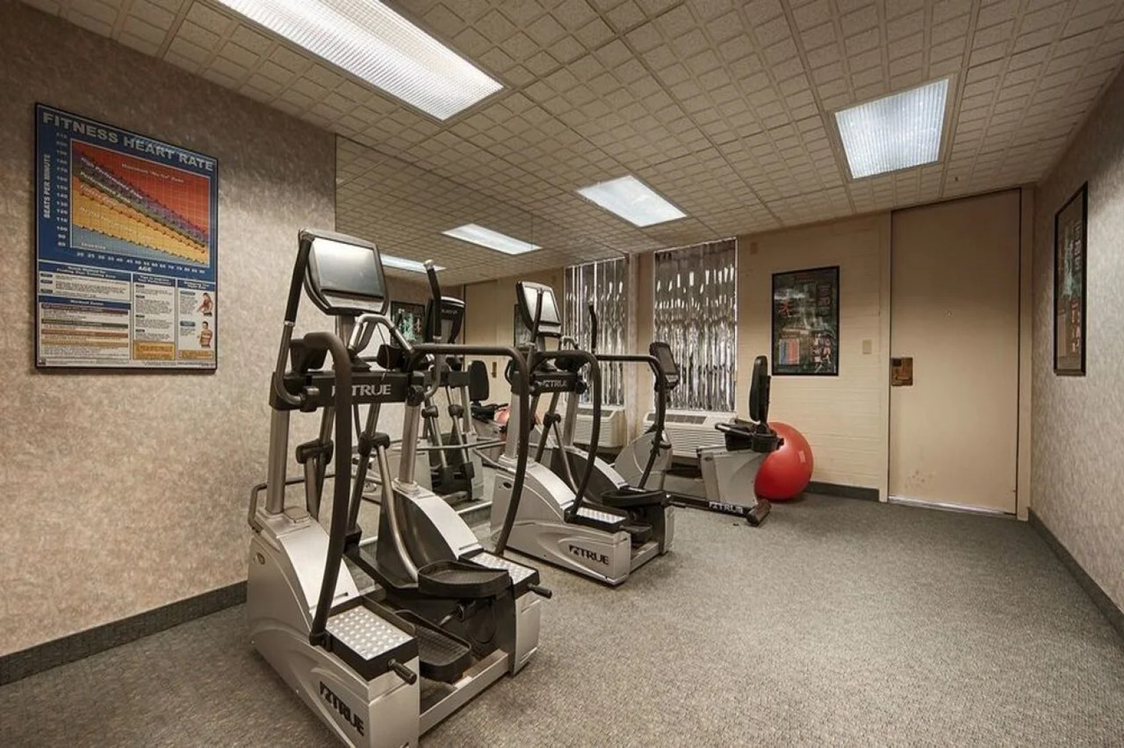 University Place Hotel & Conference Center