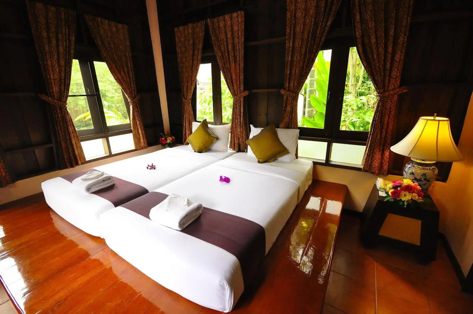 Phuwanalee Resort