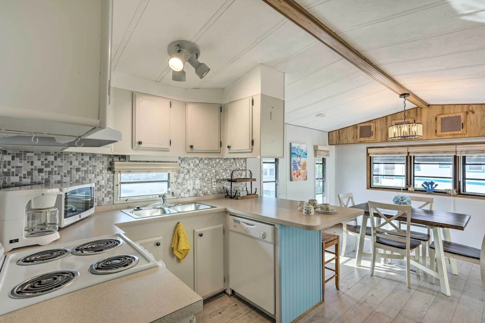 Jensen Beach Home w/ Private Beach Access!