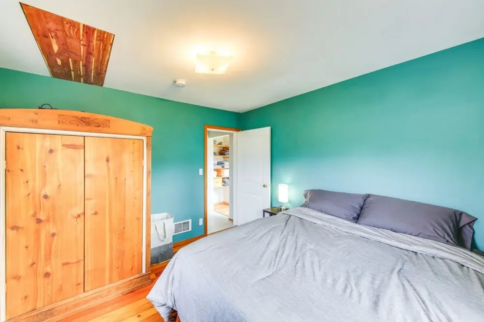 Clark Fork Vacation Home w/ Wood Stove Near Lake!