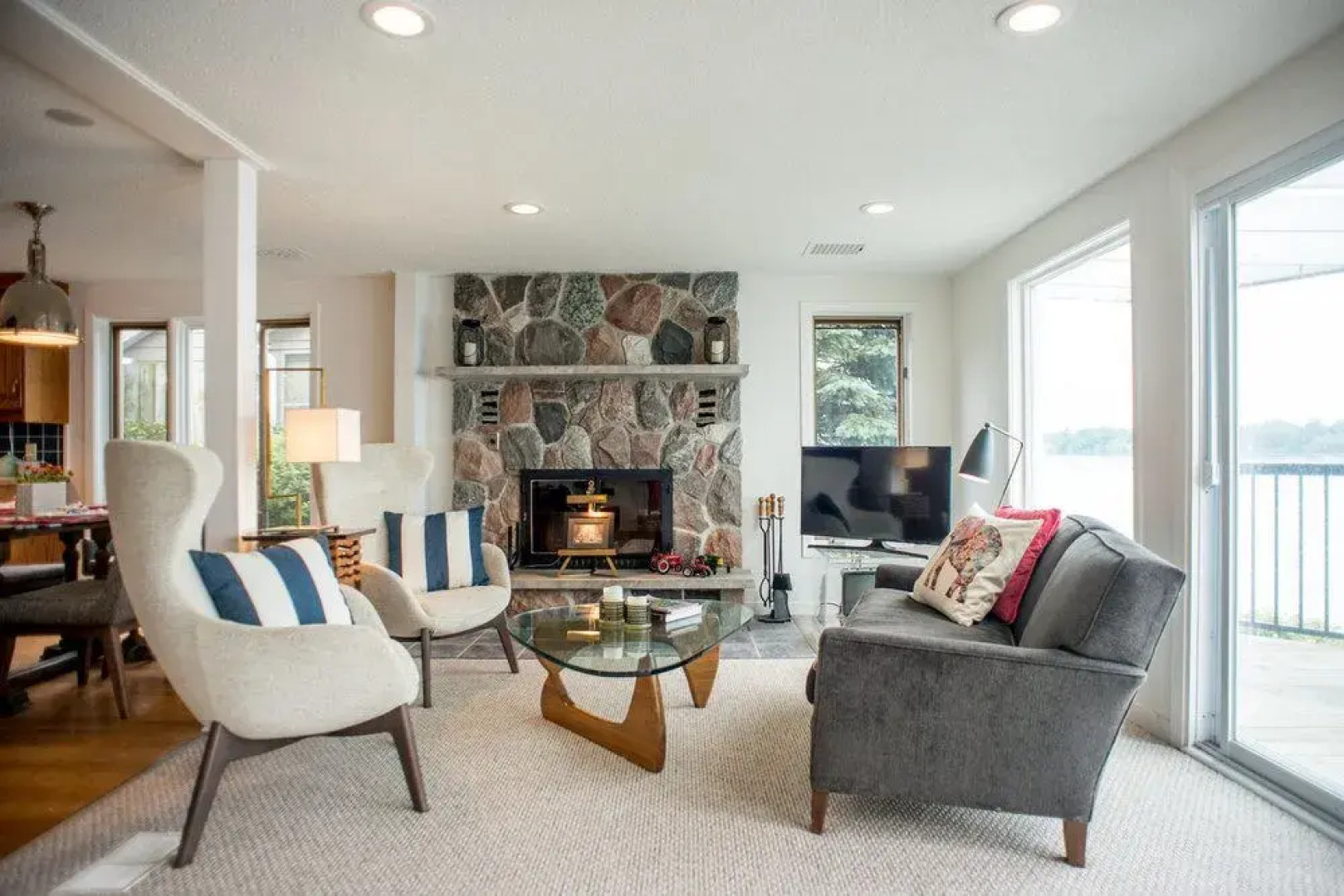 Shorehill Cottages on the Water