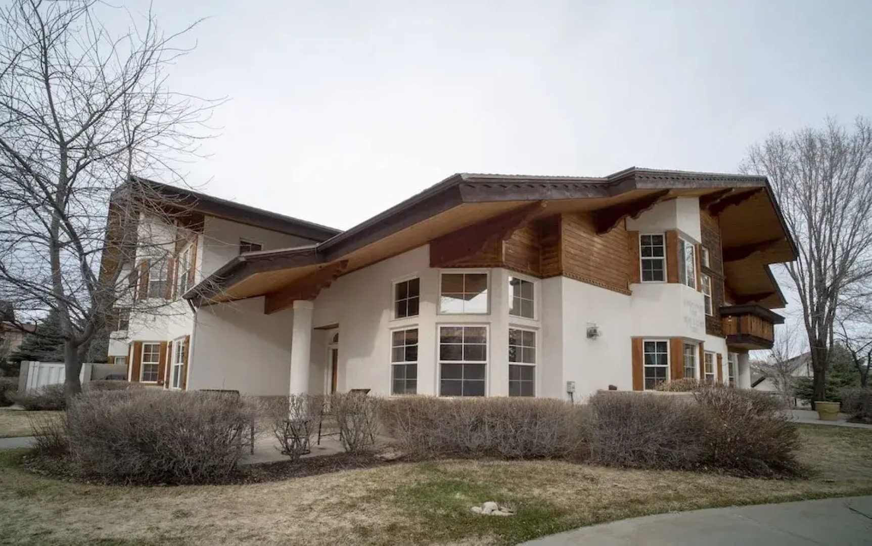 Family Vacation~heated In/out Pool, Tubing & Ice Skating 719 3 Bedroom Townhouse by RedAwning